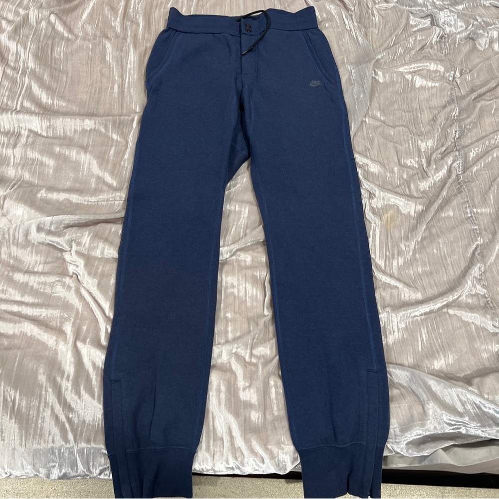 Nike venom tech fleece jogger pants Sz medium 610172-454